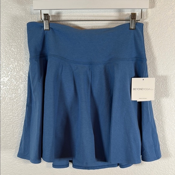 Beyond Yoga Light Blue Activewear Skort With Side Pockets Size 1X - Picture 1 of 8